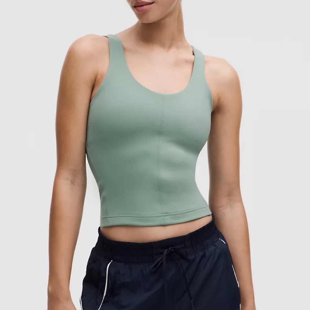 NWOT Lululemon Glow Up Tank - Medium Support - Crater Blue